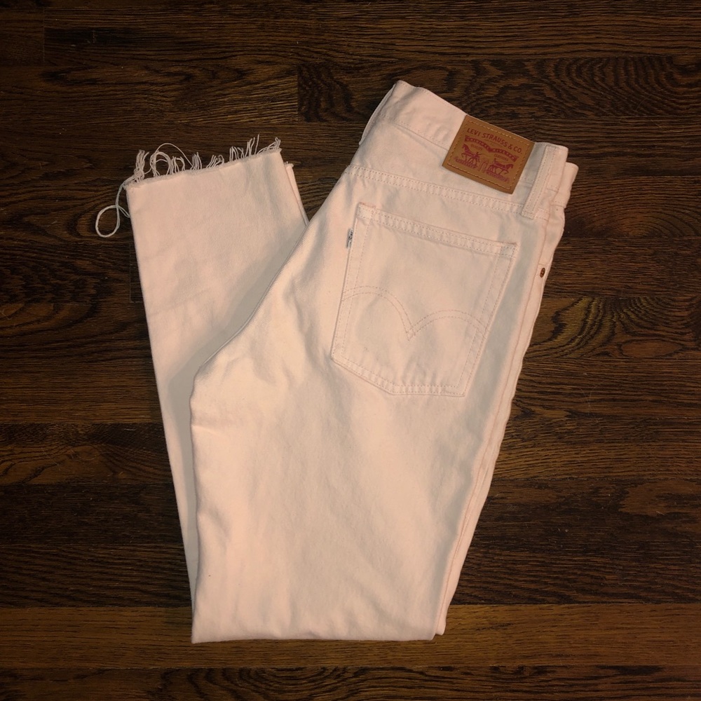 Levi’s Pale Pink Wedgie Fit High Rise Crop